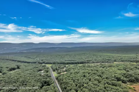 527 Forest Ln, Archbald, PA 18403 photo 68