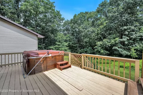 527 Forest Ln, Archbald, PA 18403 photo 55