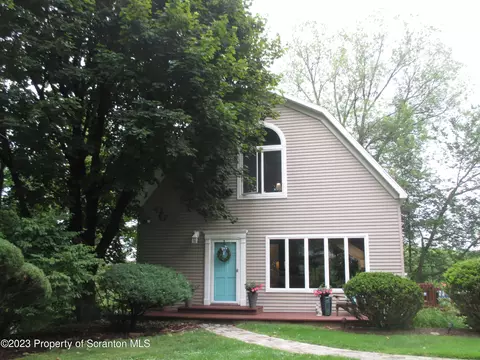 215 Miles St, Dalton, PA 18414