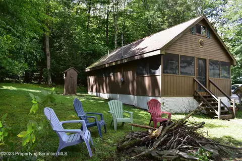 508 Lake Roy Cir, New Milford, PA 18834