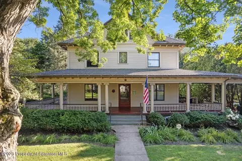 19 Susquehanna Ave, Tunkhannock, PA 18657