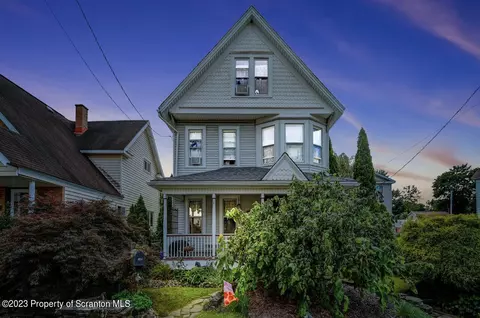 112 Masters St, Scranton, PA 18510