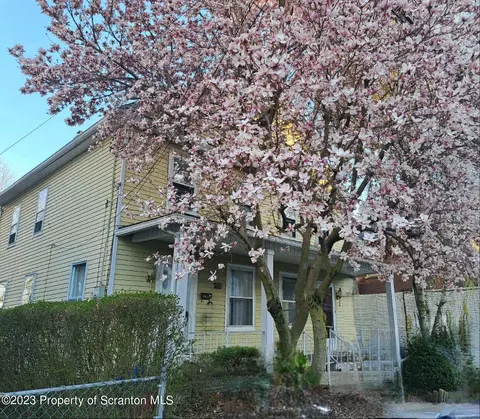108-110 N Sumner Ave, Scranton, PA 18504