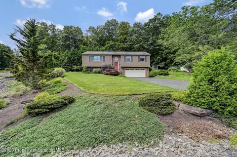 1020 Birch St, Dallas, PA 18612
