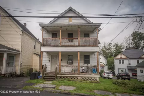 118 S Main St, Carbondale, PA 18407