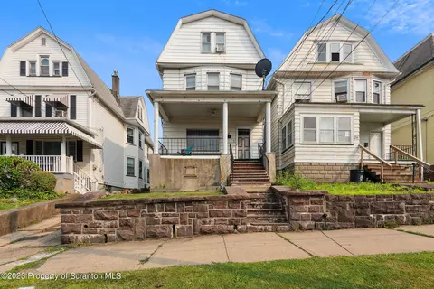 24 Park Ave, Wilkes-barre, PA 18702