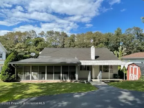 240 N Main St, Old Forge, PA 18518