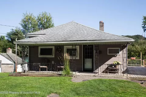 148 Canaan St, Carbondale, PA 18407