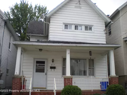 217 Ferdinand St, Scranton, PA 18508