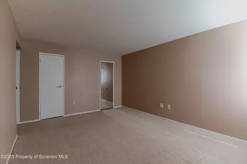 1202 Summit Pointe, Scranton, PA 18508 photo 13