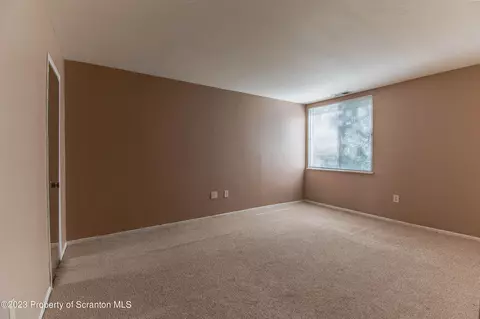 1202 Summit Pointe, Scranton, PA 18508 photo 16