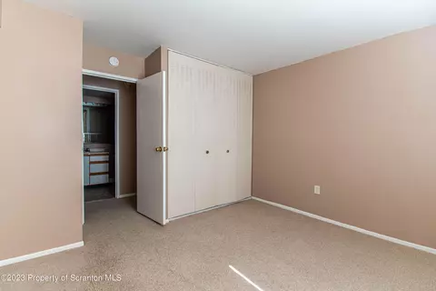 1202 Summit Pointe, Scranton, PA 18508 photo 17