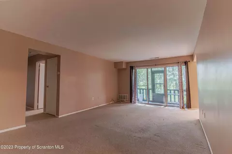 1202 Summit Pointe, Scranton, PA 18508 photo 11