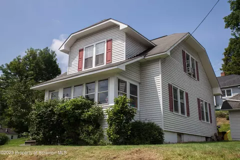 104 Broad St, Honesdale, PA 18431