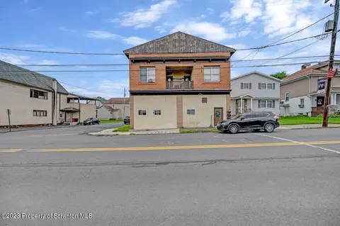201 Union St, Taylor, PA 18517