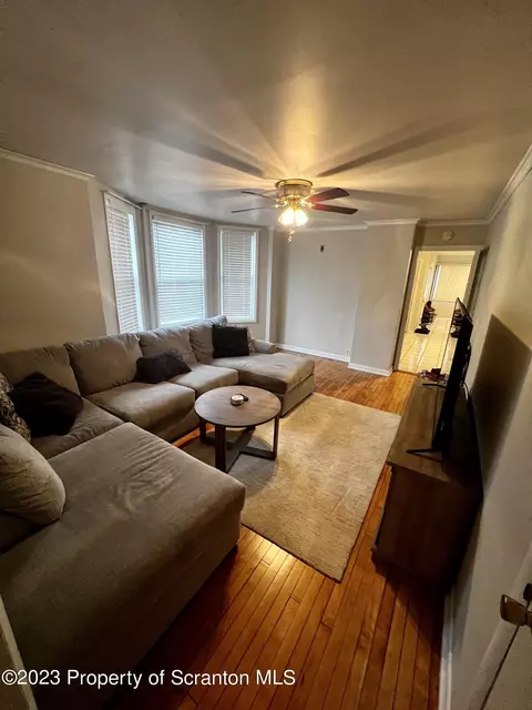 466 E Drinker St, Dunmore, PA 18512 photo 13
