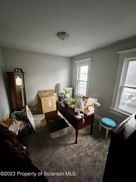 466 E Drinker St, Dunmore, PA 18512 photo 19