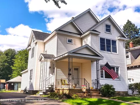321 Rose St, Peckville, PA 18452
