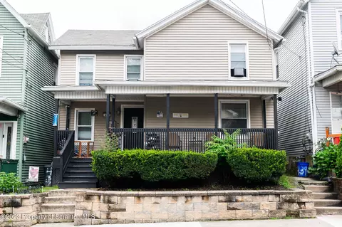 437 Railroad Ave, Scranton, PA 18504