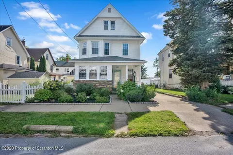 1618 Olive St, Scranton, PA 18510