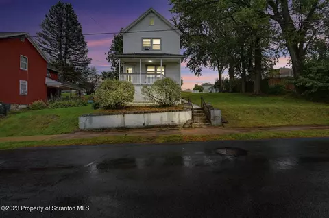 2725 Cedar Ave, Scranton, PA 18505