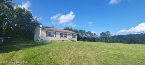 149 Baldwin Hill Rd, Damascus, PA 18415