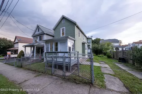70 E Division St, Wilkes Barre, PA 18706