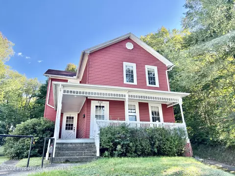 959 Constitution St, Jessup, PA 18434