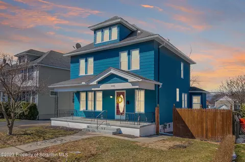 1605 Roosevelt Ave, Dunmore, PA 18512