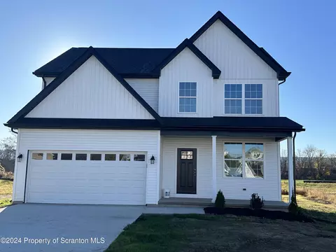422 Plymouth Ave, Hanover Twp, PA 18706