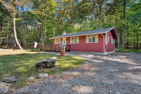 80 Mountain Glen Dr, Clifton Twp, PA 18424