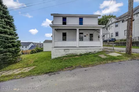 711 S 9th Ave, Scranton, PA 18504