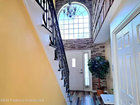 987 Chase Rd, Shavertown, PA 18708 photo 7