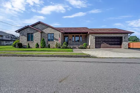 421 Boulevard Ave, Dickson City, PA 18519