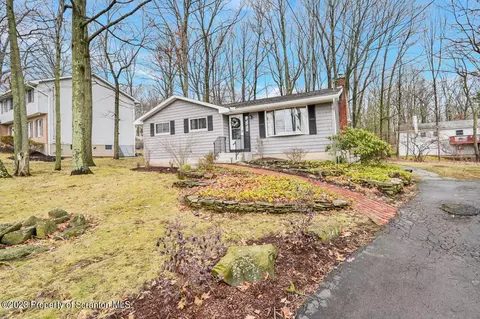 217 Noble Rd, South Abington, PA 18411