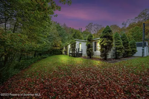 47 Rubando Rd, Spring Brook, PA 18444