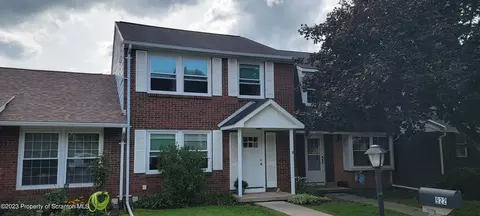 922 Country Club Dr, Bloomsburg, PA 17815