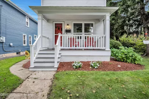 510 Boulevard Ave, Dickson City, PA 18519