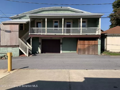 1706 Tripp Ave, Dunmore, PA 18512