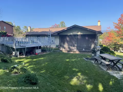 5 Sharon Dr, Moosic, PA 18507 photo 23