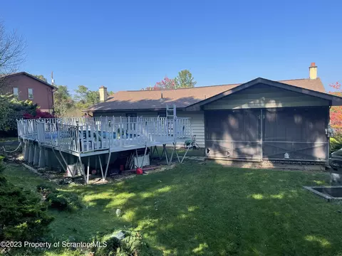 5 Sharon Dr, Moosic, PA 18507 photo 21