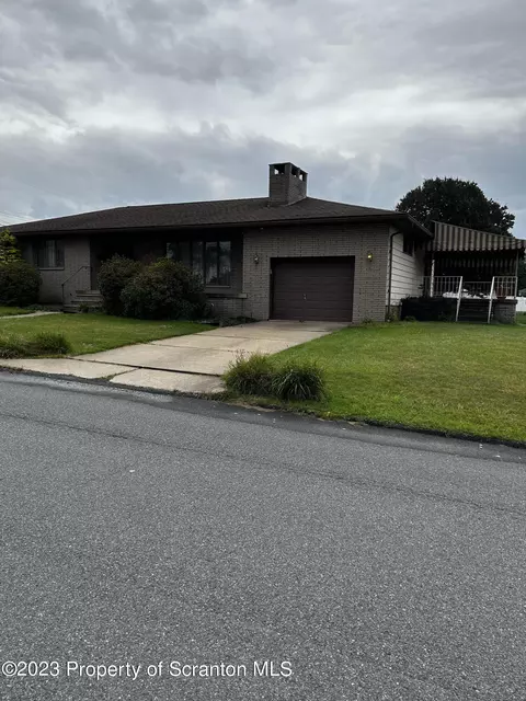 509 Von Bergen St, Old Forge, PA 18518