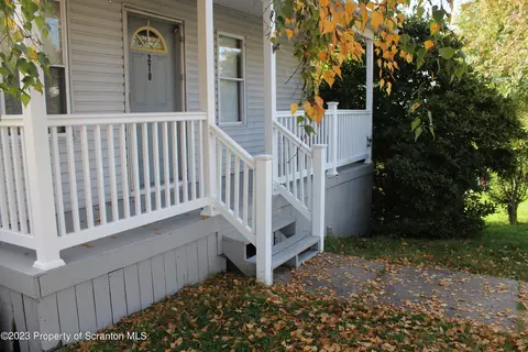 270 Main Sturges, Archbald, PA 18403 photo 3