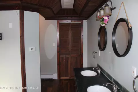270 Main Sturges, Archbald, PA 18403 photo 18