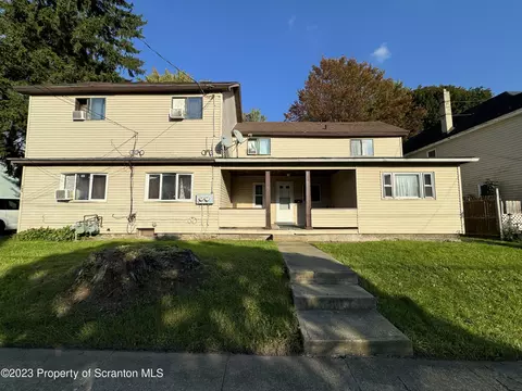 180-182 Washington St, Carbondale, PA 18407