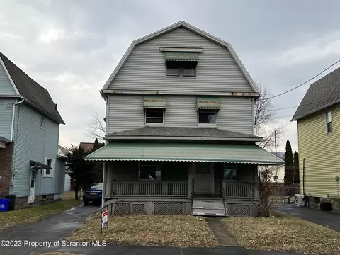 1015 Albright Ave, Scranton, PA 18505