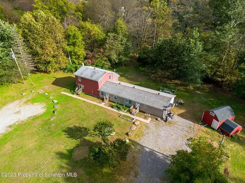 540-544 Triangle Ln, Tunkhannock, PA 18657