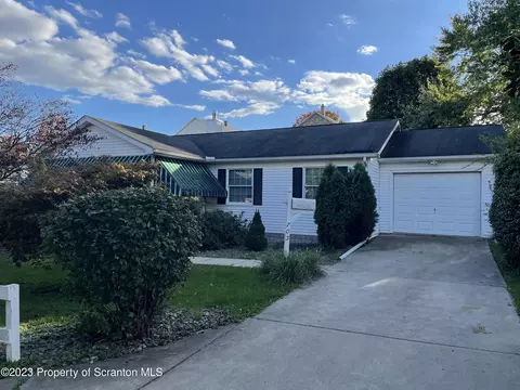 705 Meehan St, Dickson City, PA 18519