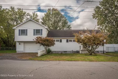 471 Mary St, Scranton, PA 18509