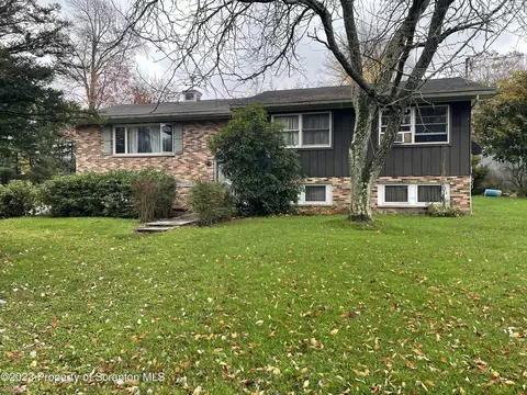 246 Dorantown Rd, Covington Twp, PA 18424